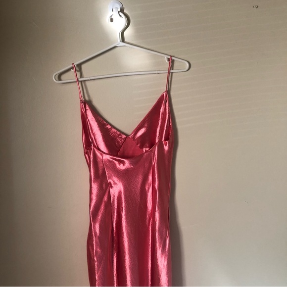 GUC Mistress Rocks Pink Satin Maxi with High Slit Size XS - Picture 6 of 10